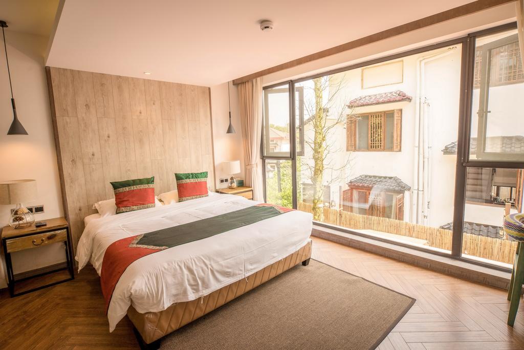 Two Towns Hostel Hangzhou Exterior photo